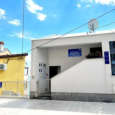Apartment Palada 1