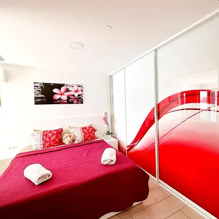 Apartment Palada 1 *