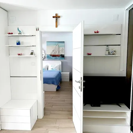 Apartment Palada 1