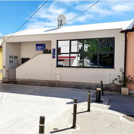 Palada 1 Apartmán *