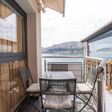 Palada 1 * Baška