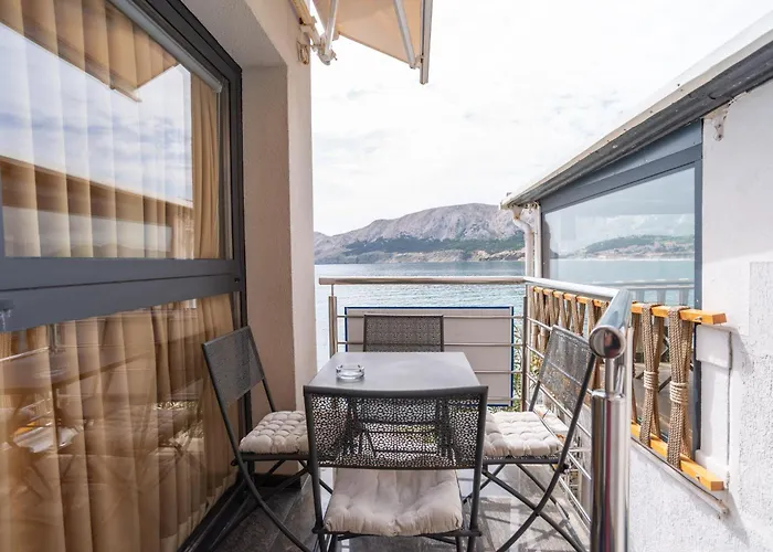 Palada 1 * Baška