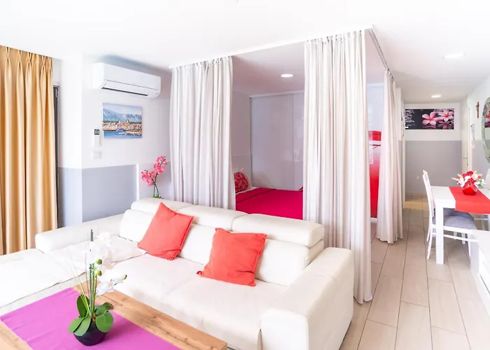 Apartman Palada 1